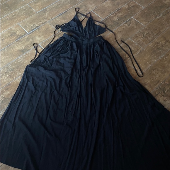 Mustard Seed Black Maxi Dress. Backless with halter tie top. NWT. - Picture 5 of 6